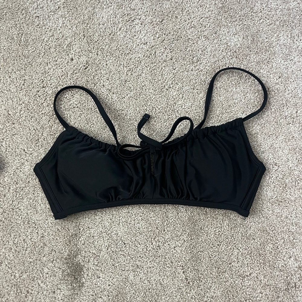 Black bikini top